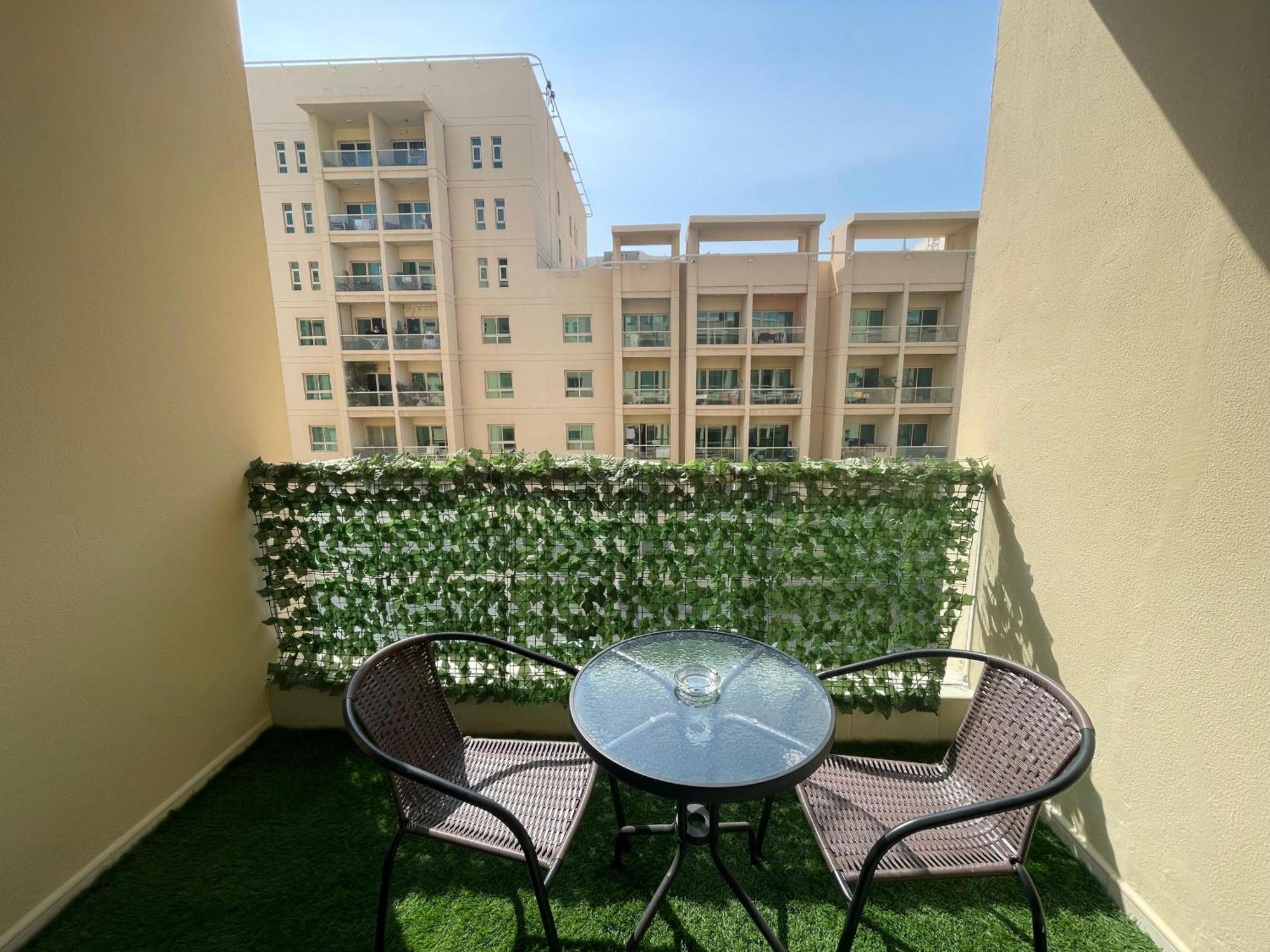 Al Thayyal 2 - The Greens - 2br - Allsopp & Allsopp