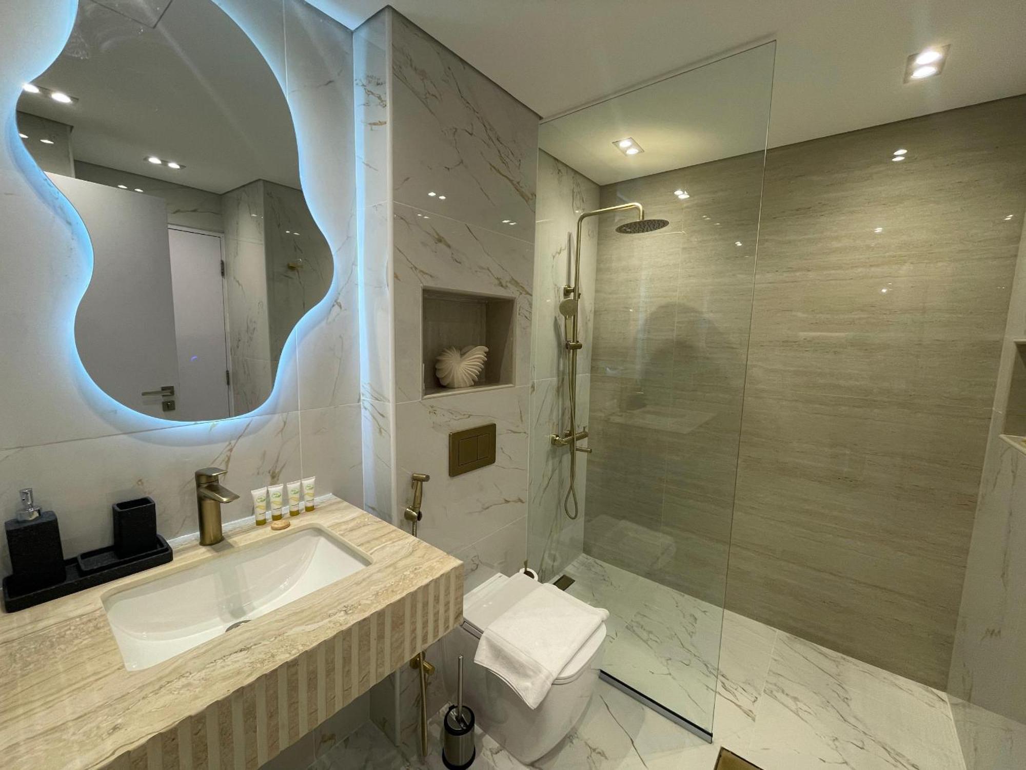 Al Thayyal 2 - The Greens - 2br - Allsopp & Allsopp *
